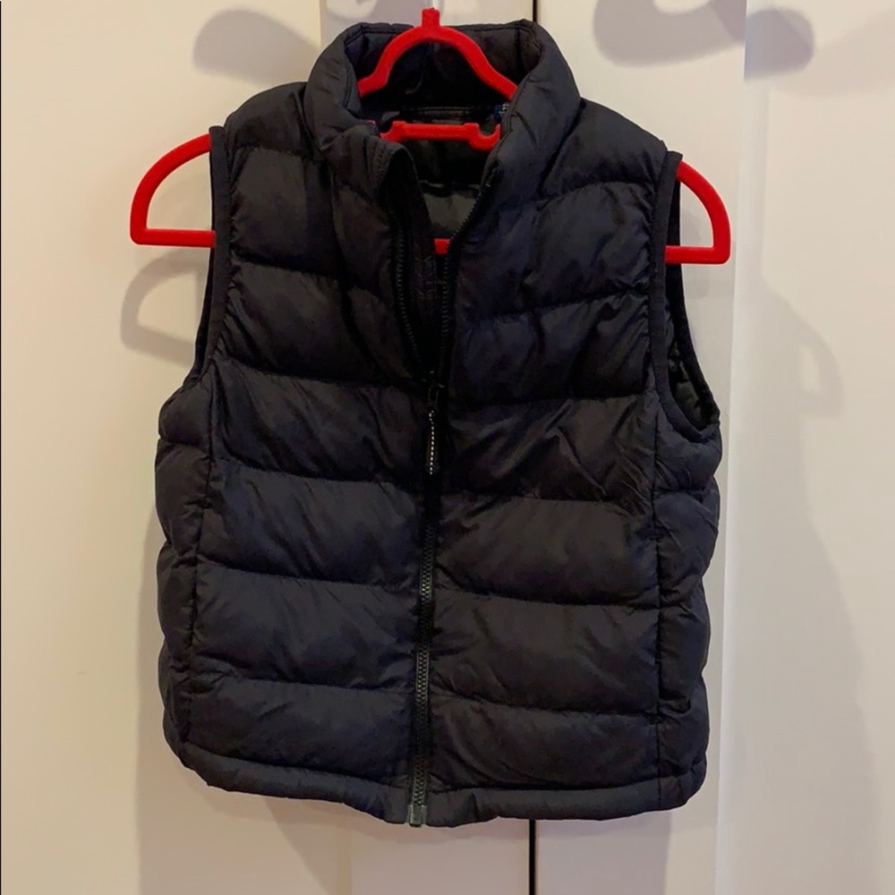 Uniqlo Boys puffer vest